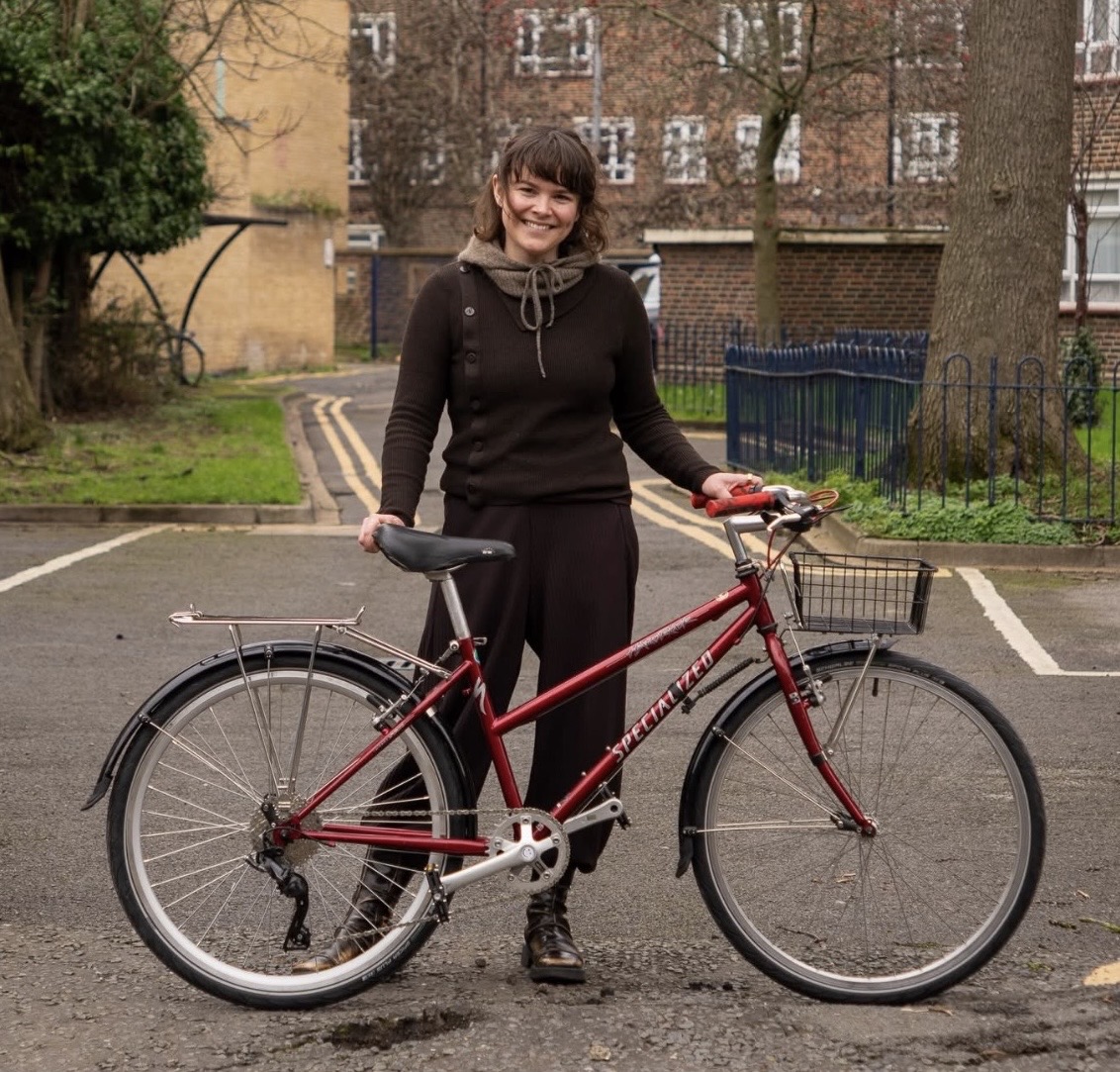 Step through city cruiser 90s bike